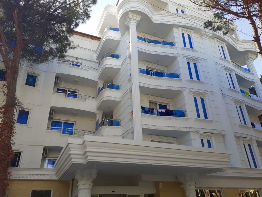 Fafa Beach Hotel Golem  Exterior foto